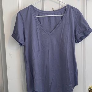 Lululemon purple/blue short sleeve tee